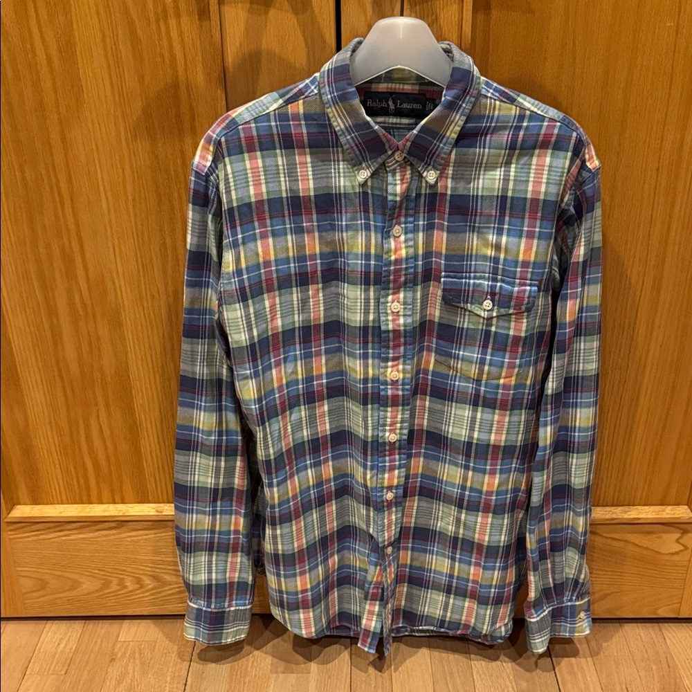 Ralph Lauren Men’s L cotton plaid shirt. EUC. Extremely soft and cozy.